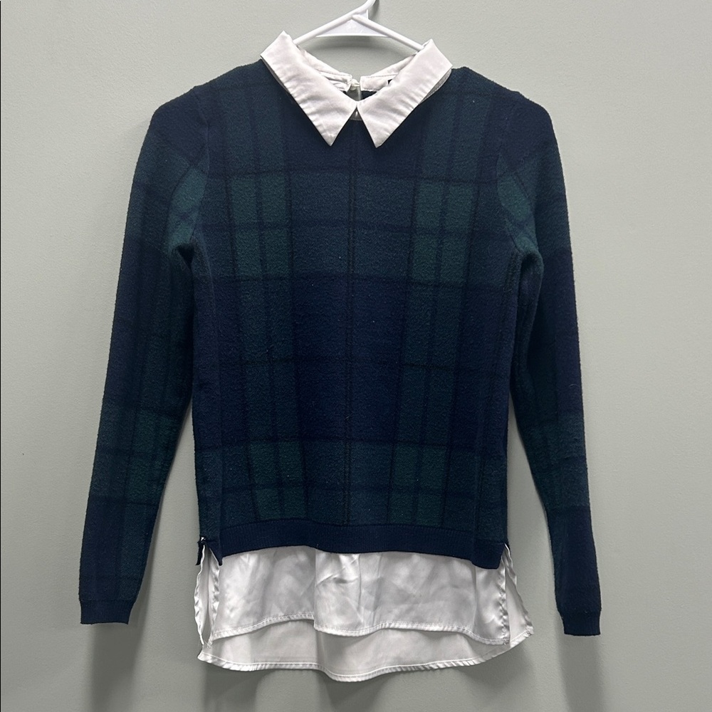 Tahari Navy Sweater with White Collar